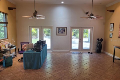 House in Kissimmee, Florida 5 bedrooms, 352.66 sq.m. № 2139831 - photo 9