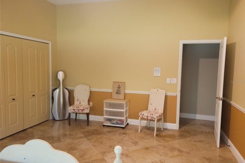 House in Kissimmee, Florida 5 bedrooms, 352.66 sq.m. № 2139831 - photo 11