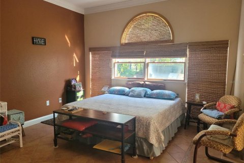 House in Kissimmee, Florida 5 bedrooms, 352.66 sq.m. № 2139831 - photo 26