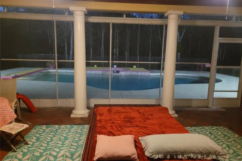 House in Kissimmee, Florida 5 bedrooms, 352.66 sq.m. № 2139831 - photo 21