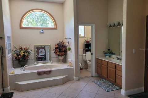 House in Kissimmee, Florida 5 bedrooms, 352.66 sq.m. № 2139831 - photo 27