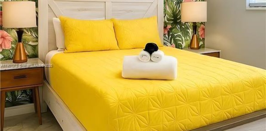 Propiedad comercial en Naples, Florida № 1951521