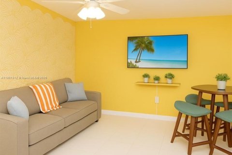 Propiedad comercial en venta en Naples, Florida № 1951521 - foto 15