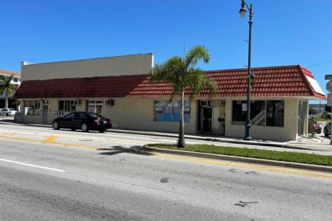 Immobilier commercial à St. Lucie, Floride № 2245271