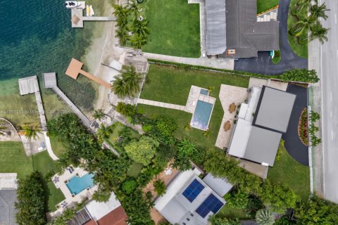 Villa ou maison à vendre à Miami, Floride: 5 chambres, 347.36 m2 № 1890217 - photo 6