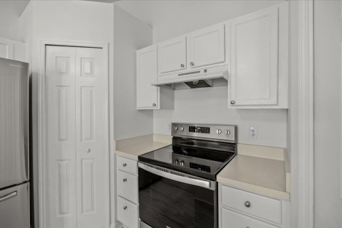 Villa ou maison à vendre à Palm Bay, Floride: 3 chambres, 179.49 m2 № 2388445 - photo 14