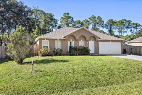Villa ou maison à vendre à Palm Bay, Floride: 3 chambres, 179.49 m2 № 2388445 - photo 3
