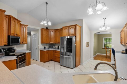 Casa en venta en Fort White, Florida, 4 dormitorios, 340.21 m2 № 1775686 - foto 18