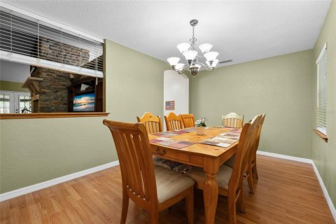 Casa en venta en Fort White, Florida, 4 dormitorios, 340.21 m2 № 1775686 - foto 21