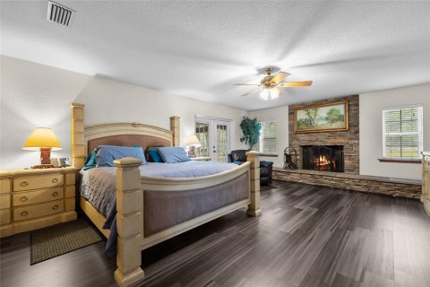 Casa en venta en Fort White, Florida, 4 dormitorios, 340.21 m2 № 1775686 - foto 25