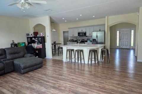 Casa en venta en Ocala, Florida, 3 dormitorios, 189.52 m2 № 1901253 - foto 7