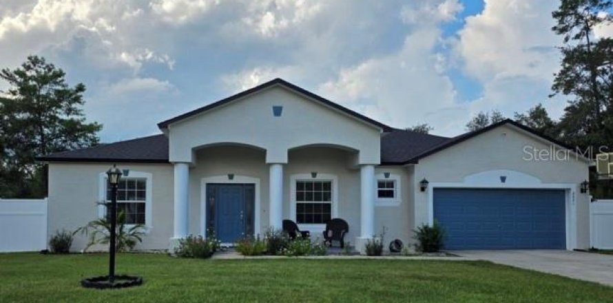 Casa en Ocala, Florida 3 dormitorios, 189.52 m2 № 1901253