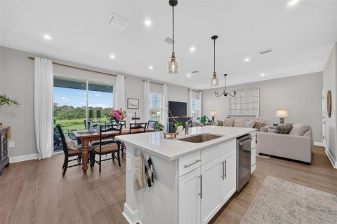 House in Lakewood Ranch, Florida 4 bedrooms, 220.18 sq.m. № 2321484 - photo 19