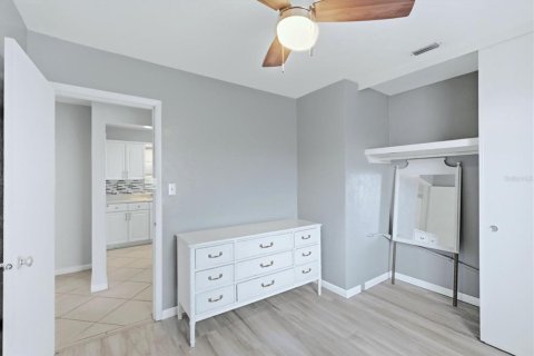 Casa en venta en Port Charlotte, Florida, 2 dormitorios, 83.33 m2 № 2201011 - foto 27