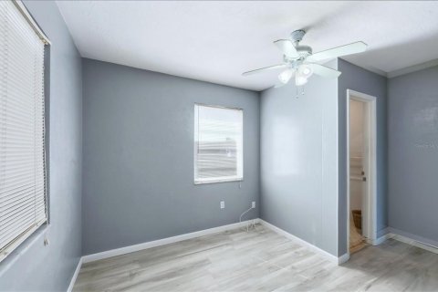 Casa en venta en Port Charlotte, Florida, 2 dormitorios, 83.33 m2 № 2201011 - foto 24