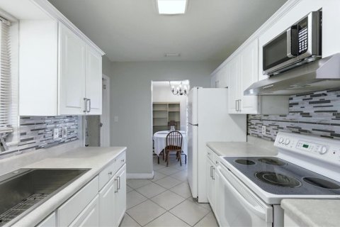 Casa en venta en Port Charlotte, Florida, 2 dormitorios, 83.33 m2 № 2201011 - foto 18