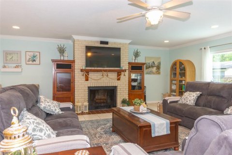 Villa ou maison à vendre à Thonotosassa, Floride: 5 chambres, 240.25 m2 № 2313476 - photo 12