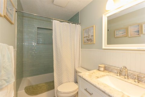 Villa ou maison à vendre à Thonotosassa, Floride: 5 chambres, 240.25 m2 № 2313476 - photo 23