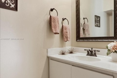 Купить виллу или дом в Купер-Сити, Флорида 4 спальни, 194.91м2, № 2011570 - фото 20