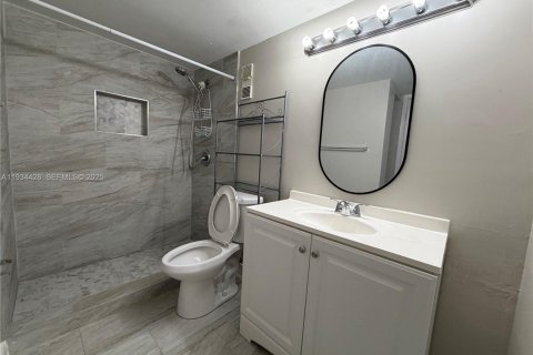 Снять в аренду квартиру в Майами-Лейкс, Флорида 2 спальни, 85.28м2, № 1992704 - фото 8