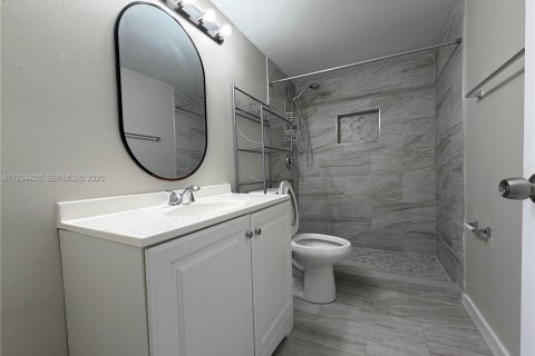 Снять в аренду квартиру в Майами-Лейкс, Флорида 2 спальни, 85.28м2, № 1992704 - фото 5