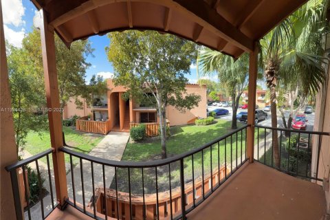 Снять в аренду квартиру в Майами-Лейкс, Флорида 2 спальни, 85.28м2, № 1992704 - фото 10