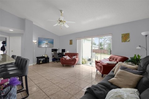House in Orlando, Florida 4 bedrooms, 177.44 sq.m. № 2216154 - photo 7
