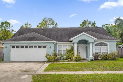 House in Orlando, Florida 4 bedrooms, 177.44 sq.m. № 2216154