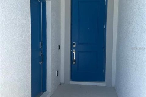 Casa en venta en Kissimmee, Florida, 4 dormitorios, 195.93 m2 № 2215738 - foto 10