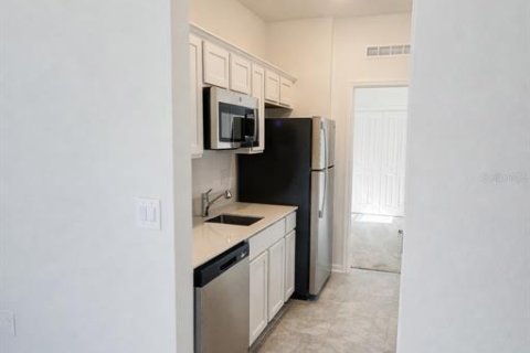 Casa en venta en Kissimmee, Florida, 4 dormitorios, 195.93 m2 № 2215738 - foto 12
