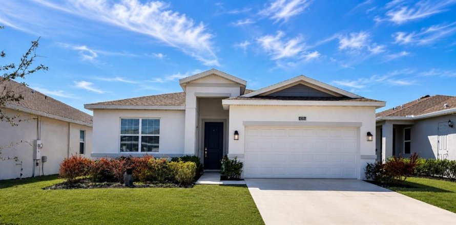 Casa en Kissimmee, Florida 4 dormitorios, 195.93 m2 № 2215738