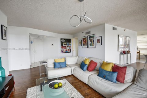 Copropriété à louer à Aventura, Floride: 2 chambres, 126.44 m2 № 1954488 - photo 3