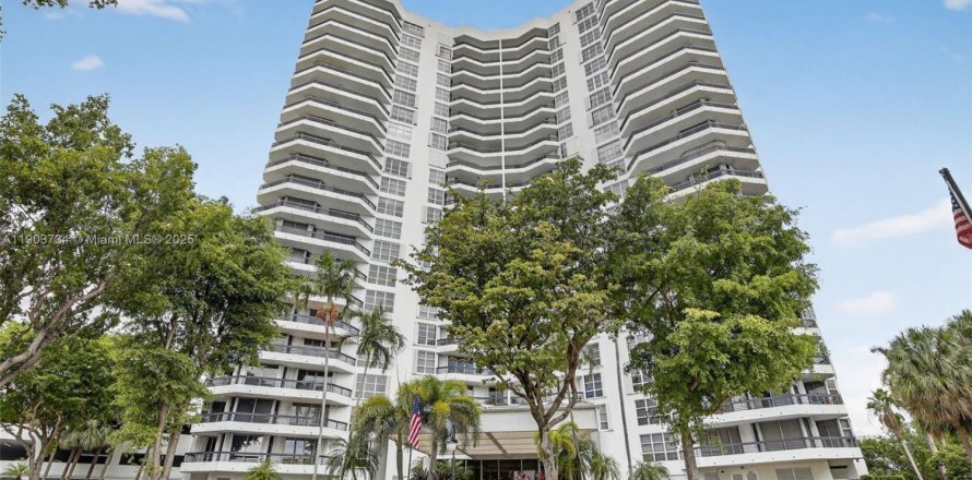 Condo à Aventura, Floride, 2 chambres № 1954488