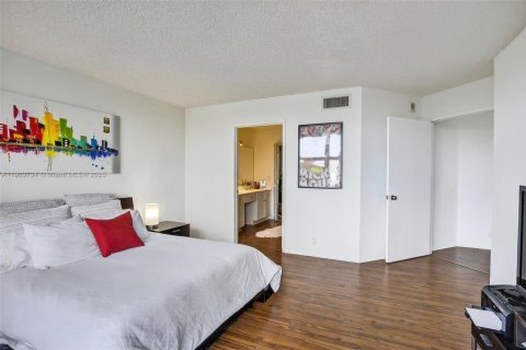 Copropriété à louer à Aventura, Floride: 2 chambres, 126.44 m2 № 1954488 - photo 10