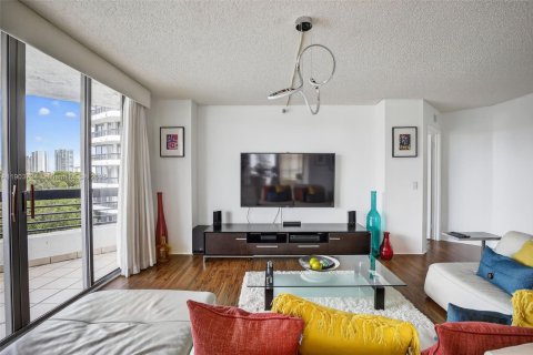 Copropriété à louer à Aventura, Floride: 2 chambres, 126.44 m2 № 1954488 - photo 4