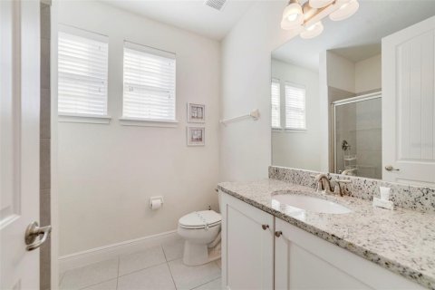 Villa ou maison à vendre à Kissimmee, Floride: 6 chambres, 308.16 m2 № 2135660 - photo 24