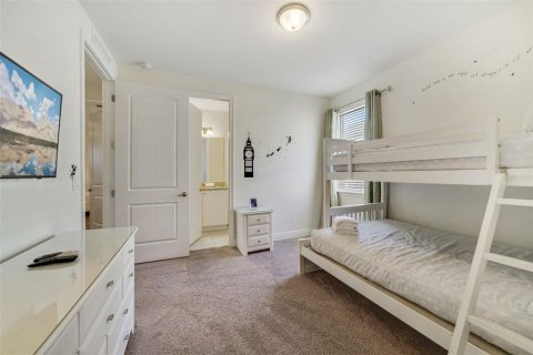 Villa ou maison à vendre à Kissimmee, Floride: 6 chambres, 308.16 m2 № 2135660 - photo 28