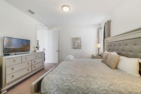 Villa ou maison à vendre à Kissimmee, Floride: 6 chambres, 308.16 m2 № 2135660 - photo 22