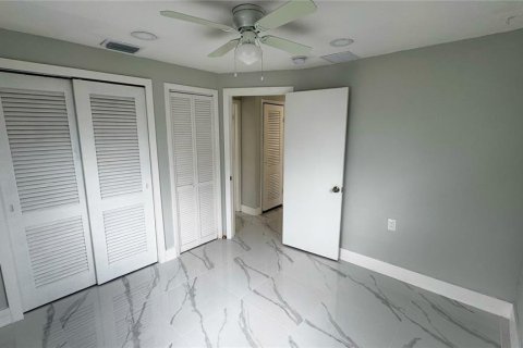 House in Englewood, Florida 2 bedrooms, 98.85 sq.m. № 2123534 - photo 29