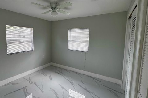 House in Englewood, Florida 2 bedrooms, 98.85 sq.m. № 2123534 - photo 28