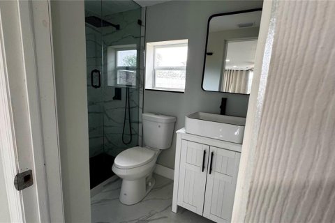 House in Englewood, Florida 2 bedrooms, 98.85 sq.m. № 2123534 - photo 18