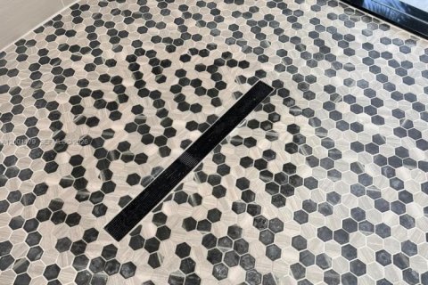 Снять в аренду виллу или дом в Майами, Флорида 3 спальни, 259.2м2, № 2065828 - фото 13