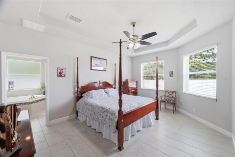 Casa en venta en Tarpon Springs, Florida, 3 dormitorios, 193.24 m2 № 2138652 - foto 18