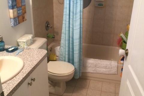 Touwnhouse à louer à Miami, Floride: 4 chambres, 123.56 m2 № 1998315 - photo 10