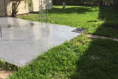 Touwnhouse à louer à Miami, Floride: 4 chambres, 123.56 m2 № 1998315 - photo 5