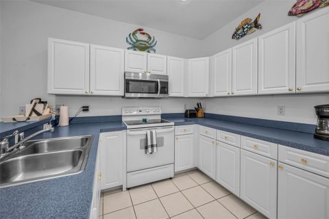 Copropriété à vendre à Indian Shores, Floride: 2 chambres, 129.13 m2 № 2133989 - photo 12
