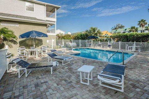 Copropriété à vendre à Indian Shores, Floride: 2 chambres, 129.13 m2 № 2133989 - photo 26
