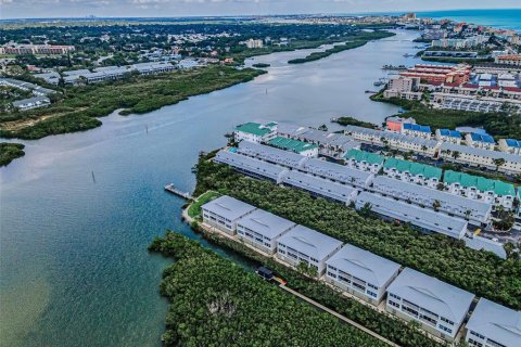 Copropriété à vendre à Indian Shores, Floride: 2 chambres, 129.13 m2 № 2133989 - photo 23