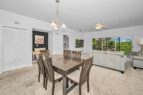 Copropriété à vendre à Indian Shores, Floride: 2 chambres, 129.13 m2 № 2133989 - photo 9