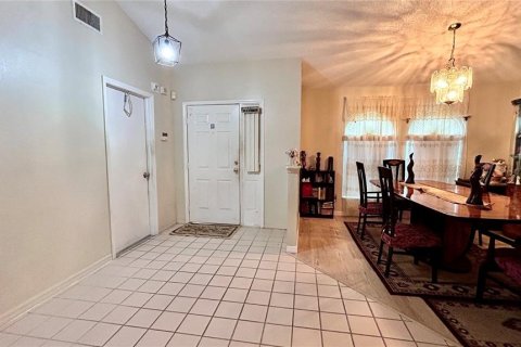 House in Palm Bay, Florida 3 bedrooms, 142.79 sq.m. № 1724429 - photo 8